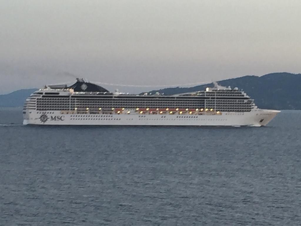 Royal Apartment Luxury Holiday For Queen And King Saranda Dış mekan fotoğraf